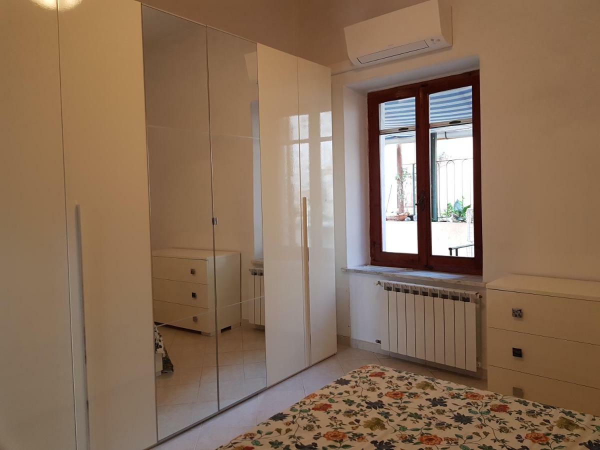 La Mansarda Apartment Леванто Екстериор снимка